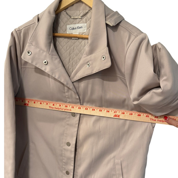 NEW! Calvin Klein L Hooded Raincoat Quilted Interior Waterproof Jacket Tan Beige - Picture 6 of 9